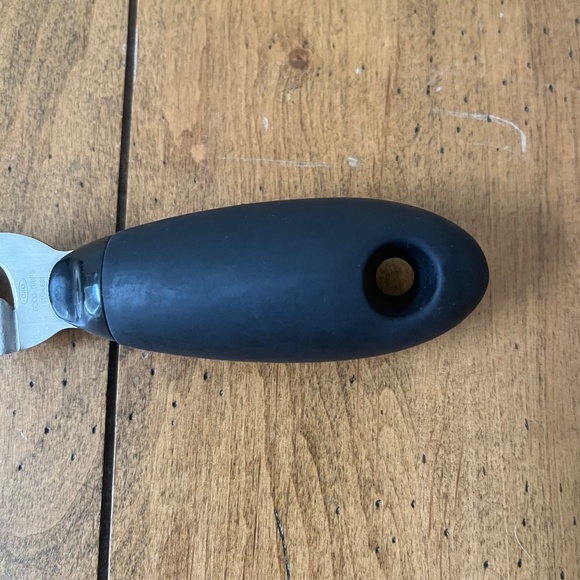 Oxo Good Grips Citrus Zester with Channel Knife - Picture 6 of 6